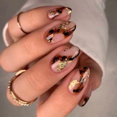 Neutral Nail Art Designs, Neutral Nail Designs, Pointy Nails, Print Nails, Makijaż Smokey Eye, Nail Swag, Neutral Nails