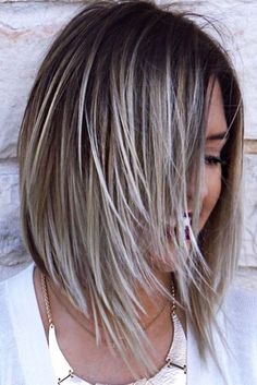 Edgy bob haircuts are best for those of you who are dreaming of some change in your lives but have no clue what to start from. Click to see more! Longish Hair, Blonde Highlights Bob, Edgy Bob Haircuts, Edgy Bob, Straight Bob Haircut, Medium Bob Haircut, Edgy Hair, Haircut And Color