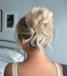 90s Inspired Updo, Blonde Updo, Loose Updo, Prom Hair Updo, Wedding Hair Up, Bridal Hair Inspiration, Twisted Updo