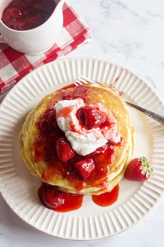 Buttermilk pancakes topped with cherry compote and whipped cream. French Toast Recipe Casserole, Recipe With Heavy Cream, Casserole French Toast, Pancakes Strawberry, Dry Buttermilk, Recipe Casserole, Fruit Pancakes, Lemon Ricotta Pancakes