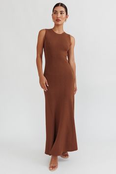 Braylee Sleeveless Ribbed Knit Maxi Dress Chocolate by Selfie Leslie Brown Bodycon Dress, Tan Mules, Brunch Dates, Yellow Bridesmaids, Spring Break Outfit, Knit Maxi Dress, Weekend Brunch, Spring Fashion Trends, Iron Material