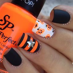 Halloween Nail Art Easy, Black Halloween Nails, Unghie Nail Art, Cute Halloween Nails, Nail Swag