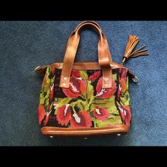 Very Gently Pre Loved, In Excellent Condition. Looks Brand New. No Rips, Stains, Or Pulls. Multi Wear. Comes With Crossbody Strap And Dust Bag. Beautiful And Handmade. Full Grain Leather. 3 Removable Straps. (H) 13inches (W) 13 Inches And (D) 5 Inches. Please Contact Me With Additional Questions. I Am Always Open To Reasonable Offers.#256 Casual Pink Satchel For Gift, Tan Tote Shoulder Bag Perfect For Gifts, Tan Tote Shoulder Bag For Gift, Casual Top Handle Satchel Gift, Tan Tote Bag As Gift, Casual Pink Bags With Leather Handles, Multicolor Travel Shoulder Bag With Handle Drop, Tan Tote Shoulder Bag Gift, Handmade Pink Bags For Everyday Use