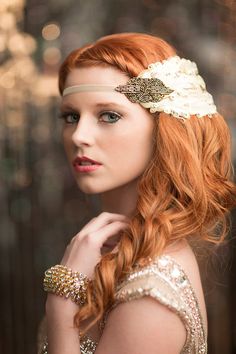 Great Gatsby Flapper Headpiece 1920s Hair by FlowerCouture on Etsy, $35.00 Makeup Redhead, Irish Redhead, Rich Hair Color, Art Deco Headpiece, 1920s Makeup, Woman With Red Hair, Flapper Girls, Hair Color For Fair Skin, Flapper Headpiece