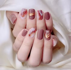 Nail Art Elegant, Nail Art Rose, Nail Poses, Army Nails, Sns Nails Designs, Flame Nail Art, Rose Gold Nails Design, Elegant Touch Nails