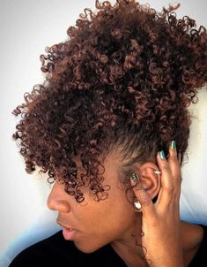 Beautiful Natural Hair, Natural Hair Inspiration, Penteado Cabelo Curto, Natural Hair Tips, Hair Crush, American Woman, Short Natural Hair Styles, Natural Curls, Afro Hairstyles