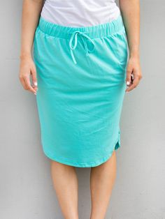 Looking for a skirt that's both comfortable and stylish? Look no further than our Weekend Skirt! Made from super soft and lightweight fabric, this skirt is perfect for any occasion. Whether you're running errands or heading out for a night on the town, this skirt will keep you looking and feeling great. Size: Small 0-4 Medium 6-8 Large 10-12 XL 12-14 Casual Long Stretch Skirt, Casual Stretch Pencil Skirt, Lined Skirt For Loungewear, Casual Cotton Pencil Skirt For Day Out, Casual Stretch Pencil Skirt In Solid Color, Casual Stretch Pencil Skirt For Summer, Summer Casual Stretch Pencil Skirt, Casual Summer Stretch Pencil Skirt, Flowy Midi Skirt For Loungewear