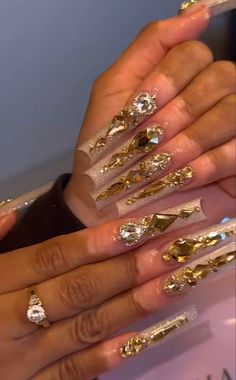 Extra Gold Nails, Gold Prom Accessories, Gold Prom Nails, Gold Nails Prom, Lyric Ideas, Prom 2k24, Quince Nails, Gold Acrylic Nails, Gold Prom