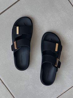 Sandals Outfit Casual, Heels Design, Fancy Sandals, Leather Slippers For Men, Summer High Heels, Pretty Sandals, Fashion Shoes Sandals, Cute Shoes Heels