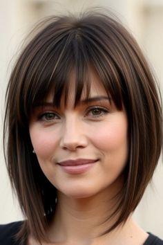 29+ Chin Length Hairstyles Women 20 Shoulder Length Bob Haircut, Hair Cut Guide, Choppy Haircuts, Bangs With Medium Hair