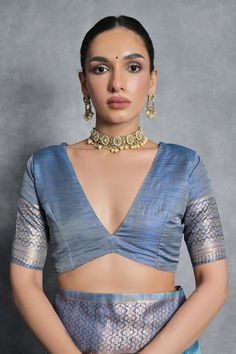 South Cotton Saree Blouse Designs, Cotton Silk Saree Blouse Designs Latest, South Indian Blouse Pattern, Dark Blue Kanchipuram Saree, Kanjivaram Sarees Silk Blouse Design, Blouse Design For Banarasi Saree, Top Blouse Designs Latest, Kanjivaram Blouse Designs, Kanjivaram Saree Blouse Design