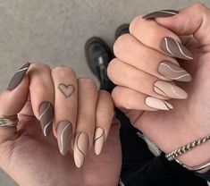 Ongles Beiges, Beige Nails Design, Nail Discoloration, Nail Fall, Nails Dark, Brown Nail, Nails Brown, Nail Brown, Nails Matte