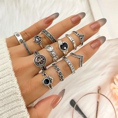 IPARAM Vintage Silver Color Women's Rings Set Moon Stars Flower Geometric Finger Ring Gothic Fashion Snake Flower, Knuckle Rings, Finger Rings, Rings Set, Cross Jewelry, Rings Jewelry, Vintage Pearls, Traditional Jewelry, Pearl Chain