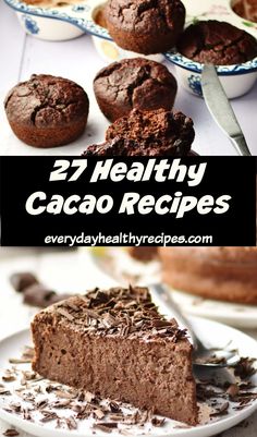 Chocolate muffins and slice of chocolate cheesecake with grated chocolate on top. Healthier Deserts, Health Dessert Recipes, Healthy Bakes, Healthier Breakfast, Simple Muffin Recipe, Desserts Snacks