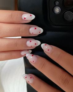 Cute chrome heart nails for valentines day 2024 #nails #nailsofinstagram #viralpost Christmas Nails Heart, Basic Heart Nails, Red With White Heart Nails, Valentines Chrome Nails, White Nails With Hearts, Valentines Heart Nails, Cupid Nails, Nails For Valentines Day, Chrome Heart Nails