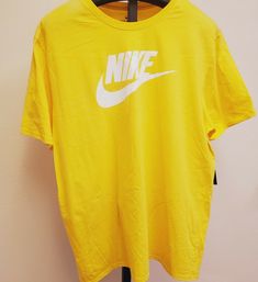 Sporty White Workout Shirt, Nike Sporty Streetwear Shirt, Nike Sporty Shirt For Streetwear, Yellow Sporty Shirt For Sports, Sporty Yellow Shirt For Sports, Nike Sporty Crew Neck Shirt, Nike Sporty Shirt With Logo Print, Nike Outfits Men, Old Nikes