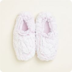 Microwavable Marshmallow Lavender Warmies Slippers - Warmies USA Warmies Slippers, Bridal Candles, Barefoot Dreams Blanket, Tyler Candle Company, Pink Marshmallows, Round Top Collection, Golf Socks Women, Scout Bags, Soft Sock