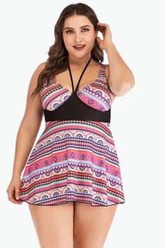 The Floral Tie-up Two Piece Tankini Plus Size Swimsuit is all you need to get through summer in style! Our plus size swimwear from Curvy Waves offer comfort and style combining with sexy prints and curve-hugging fit. With bold patterns that shout "summer's here" and sizes that go up to a 6XL, there's nowhere else to go bikini shopping for! Instantly lengthen the look of your legs with the high-cut hemline! Our tankinis are designed to make sure they fit you right. And by right, we mean no tummy Tankini Plus Size, Street Grunge, Clothing Themes, Swimwear Ad, Tankini Swimwear, Plus Size Swimsuit, Cheap Swimwear, Floral Tankini, Plus Size Tankini