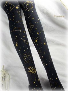 Space Themed Clothing, Space Inspired Outfits, Star Tights, Kule Ting, Winter Tights, Tokyo Street Fashion, Aria Montgomery