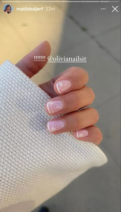 Matilda Djerf french gel nails Shellac Nail Designs, French Tip Gel Nails, Gel Nails French, Builder Gel Nails, Summer Gel Nails, Short Gel Nails, Simple Gel Nails, Matilda Djerf