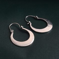 "Crescent Moon Hoop Earrings,Hammered Earrings,Half Moon Earrings,Silver Hoop Earrings,Crescent Moon Jewlry,Festival Jewelry,Gift for her Metal:- Brass Handmade jewelry ❥ Customers satisfaction is our biggest priority, please contact us with any questions/queries for future or existing orders, and we will do our best to make sure you are happy with your order. ❥Please make sure to add the correct address during check out. You can return your purchased item within 15 days after successful deliver Traditional Silver Hammered Earrings, Traditional Hammered Silver Earrings, Crescent Moon Phase Festival Earrings, Crescent Moon Phase Earrings For Festivals, Silver Moon Earrings For Festivals, Crescent Hammered Earrings, Silver Hoop Earrings With Moon Charm, Silver Teardrop Earrings With Moon Charm, Elegant Crescent Earrings For Festival