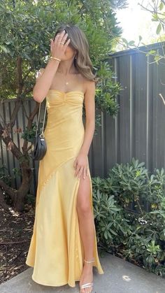 Spaghetti Strps Yellow Slit Long Prom Dress Yellow Party Dresses, Prom Dresses Yellow, Prom Dress Inspiration, Cute Prom Dresses, Pretty Prom Dresses, فستان سهرة, Grad Dresses, Hoco Dresses, Long Prom Dress