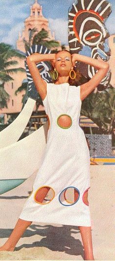 Patti Hansen, Summer Beach Dress, Vogue Sewing, Mod Fashion