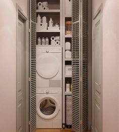 En un cuarto independiente, en la cocina o el baño, estas claves te ayudarán a montar un lavadero que aproveche el espacio y se integre en la decoración Coastal Laundry, Build Laundry Room, Laundry Room Shelving Ideas, Room Shelving Ideas, Laundry Room Shelving, Wallpaper Laundry, Laundry Cupboard, Organization Laundry, Laundry Makeover