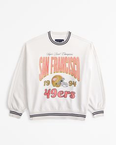 Women's San Francisco 49ers Graphic Oversized Sunday Crew | Women's Tops | Abercrombie.com Nfl San Francisco, Comfy Sweatshirt, Jacksonville Jaguars, New York Jets, Cozy Sweatshirts, San Francisco 49ers, Crew Sweatshirts, Team Spirit, Women's Tops