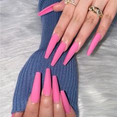 Super Cute And Stylish Ships In 5-10 Business Days Short Press On Nails, Nail Type, Color Nails, Coffin Shape Nails, Fake Nail, Nail Length, Pink Collar, Plain Color, Foot Care