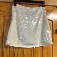 Cider White Sequin Mini Skirt Xxs Nwt No Flaws Mid-Rise P42 Acl Outfits, Sequin Skirts, Shiny Skirts, Sequined Skirt, Sparkly Skirt, Sequin Mini Skirt, Sequin Mini Skirts, Closet Ideas, Sequin Mini