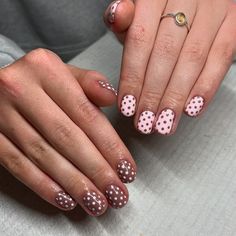 love the polka dots 🪷 Arty Nails Art Designs, Polka Dot Nails Christmas, Polka Dot Tip Nails, Brown Nails White Polka Dots, Silver Dot Nails, Pika Dot Nails, Brown Nails With White Polka Dots, Polka Dot Gel Nails, Polka Dot Short Nails