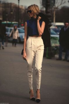 Corporate Wear, Inspiration Mode, Mode Inspiration, White Pants, Work Fashion, Juicy Couture, Work Outfit, Casual Chic