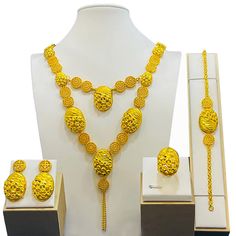 Dubai Gold Jewelry Set For Women, Nigeria wedding Jewelry Elegant Gold Sets For Wedding, Gold Sets With Intricate Design For Marriage, Elegant Gold Jewelry For Ceremony, Dubai Gold Jewelry Set, Beautiful Dubai, Nigeria Wedding, Dubai Gold Jewelry, Gold Jewelry Set, Gold Jewelry Sets