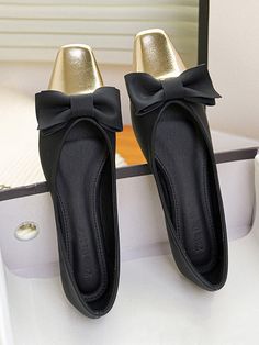 SkuCY-!125537MaterialMicrofiber , Rubber FeatureSquare-Toe , Shallow Cut , Bowknot , Contrast Color , Split-joint OccasionOffice , Urban , Stylish Selection SeasonsSpring , Summer , Autumn TypeFlats Heels HeightLow (1cm-3cm) ColorBLACK,APRICOTSizeUS 6 | EU 36 2/3 | UK 4 | CN 36,US 6.5-7 | EU 37 1/3 | UK 4.5 | CN 37,US 7.5 | EU 38 | UK 5| CN 38,US 8 | EU 38 2/3 | UK 5.5 | CN 39,US 8.5 | EU 39 1/3 | UK 6 | CN 40,US 9-9.5 | EU 40 | UK 6.5 | CN 41,US 10 | EU 40 2/3 | UK 7 | CN 42 Please consult the Skirt Set Two Piece, Reindeer Headband, Solid Color Pants, Dress Jewelry, Pump Sandals, Black Flats, Comfortable Shoes, Apricot, Contrasting Colors