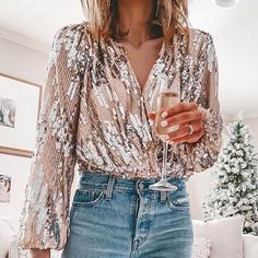 Hand Wash Cold, Dry Flat Sequin Design Long Sleeve Not Lined Lantern Sleeved Blouses, Sequin Blouse, Party Kleidung, Spring Women, Loose Outfit, V Neck Blouse, Fashion Pattern, Sequin Top, Autumn Fashion Women