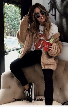 Trendy Winter Fashion Ideas #winteroutfits Claudia Graziano, Seattle Outfits, Casual Chic Winter, Vans Outfit, 30 Outfits, Chic Winter Outfits, Trendy Outfits Winter, Stil Boho, Pastel Outfit