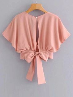 Butterfly Sleeve Blouse, Fashion Tops Blouse, Trendy Fashion Tops, Butterfly Sleeve, Trendy Blouses, Trendy Blouse Designs, Crop Top Outfits, Latest African Fashion Dresses, Fashion Attire