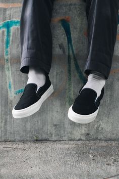 Vans Classic Slip On Outfit, Slip On Outfit Men, Vans Slip On Outfit Men, Slip On Vans Outfit, Vans Slip On Outfit, Chucks Outfit, Slip On Outfit, Vans Slip On Black