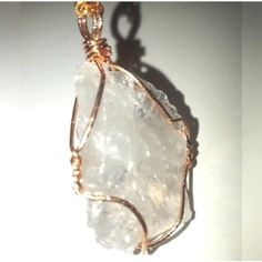 Brand New Natural Crystal Stone Pendant Necklace. One Of Clear Quartz's Benefits Is Enhancing Mental Clarity. It Can Help With Emotional Stability, And It's Popular In Meditation And Restorative Work. It's Also Often Used For Manifestation And Can Help Create More Focus And Clarity Around A Desire. It Is A Protective Stone And Can Be Used To Amplify Psychic Abilities. Emotional Stability, Handmade Crystal Jewelry, Filigree Necklaces, Swirl Earrings, Swarovski Crystal Bracelet, Crystal Pendant Necklace, Stone Pendant Necklace, Mental Clarity, Psychic Abilities