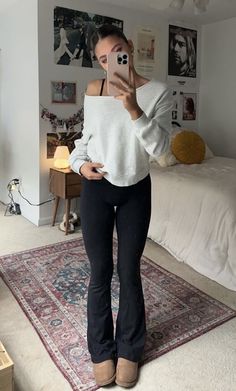 Athletic Outfit Ideas For School, Uk College Outfits, Ava Outfit, Outfits Frio, Sixth Form Outfits, Look Legging, Mode Hipster