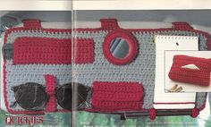 an article in the crochet book shows a purse with buttons and zippers