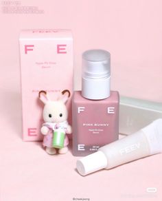 Makeup Accesories, Baby Pink Aesthetic, Doll Makeup, Incubus, Cute Little Things, Asian Makeup, Makeup Essentials, Girls Makeup, Pretty Makeup