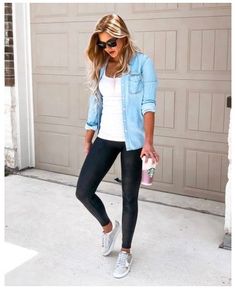 Summer Faux Leather Leggings Outfit, Cute Spring Outfits With Sneakers, Short Women Fall Outfits, Leggins Outfits Fall Casual, Trendy Outfits For Petite Women, Cute Outfits For Women Over 40 Casual, Plus Brunch Outfit, Womens Casual Sneakers Outfit, Light Weight Fall Outfits