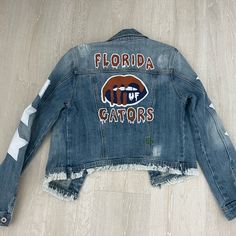 Women’s Medium, Never Worn! Spring Denim Outerwear For College, Casual Long Sleeve Denim Jacket For College, College Denim Jacket For Fall, Fall Denim Jacket For College, Spring Long Sleeve Denim Jacket For College, Casual Spring Denim Jacket For College, Spring Cotton Denim Jacket For College, Blue Spring Outerwear For College, Hand Painted Jean Jacket