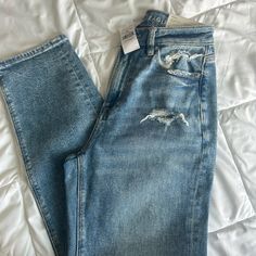 Never Worn Size 0 Bur Basket, Old Money House, American Eagle Pants, Xmas Wishlist, American Jeans, Cute Jeans, American Eagle Jeans, Jeans Color, Fit Check