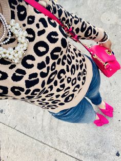 Hot Pink And Leopard Outfit, Leopard Crocs Outfit, Leopard Print And Pink Outfit, Pink And Leopard Outfit, Pink Flats Outfit, Hot Pink Blazer Outfit, Florida Fall Outfits, Pink Blazer Outfit, Florida Fall