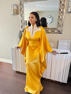 This super gorgeous kaftan has an added beaded embellished appliqué on the neckline. This dress is the perfect definition of a luxury kaftan. Fun and easy to wear. Kaftan With Collar Neck, Senegalese Fashion Dresses African Style, Beaded Kaftan Dress, Yellow Abaya, Luxury Kaftan, Roses Outfit, Divine Woman, Africa Fashion Woman, Boubou Styles