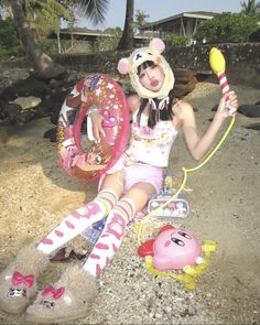 Kawaii Street Fashion, Decora Harajuku, 2000s Japanese Fashion, Cool Fits, Harajuku Fashion, Cute Selfie Ideas, Really Cute Outfits, Colourful Outfits