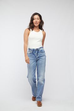 Made from ethical denim, the Mulberry is the latest in the Oliver Logan range. We use recycled yarn by people treated with respect and who are paid well. Mom's Jeans, Good Genes, Comfy Jeans, Comfortable Jeans, Relaxed Jeans, Blue Fits, Recycled Yarn, Ethical Clothing, Customer Feedback